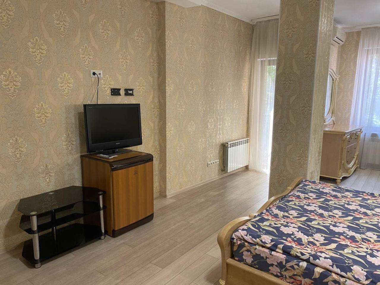 Valencia Hotel 敖德萨 外观 照片
