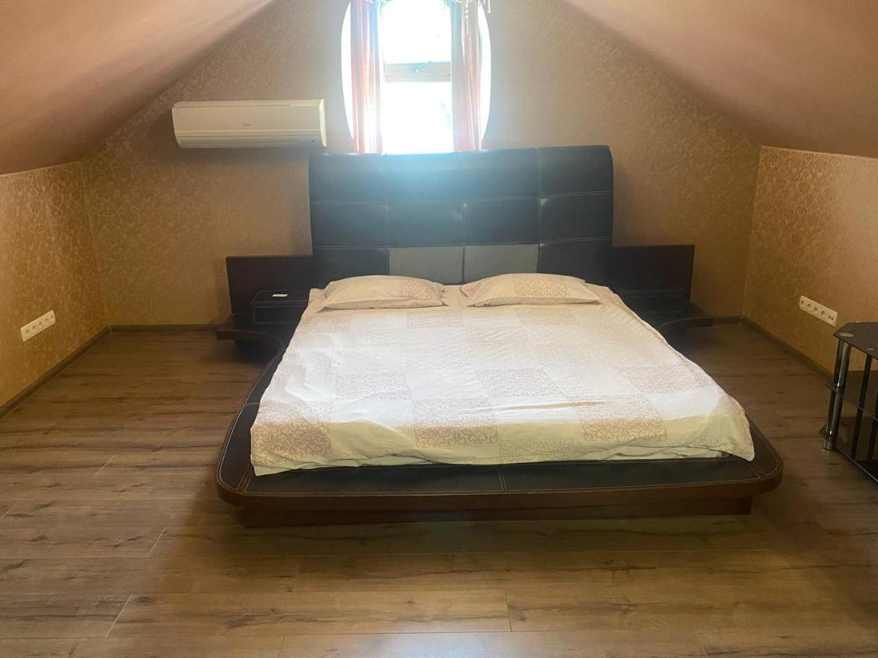 Valencia Hotel 敖德萨 外观 照片